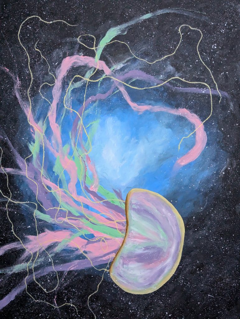 Eine Fantasievolle Qualle schwebt in einer dunklen Umgebung mit hellem blau im Hintergrund